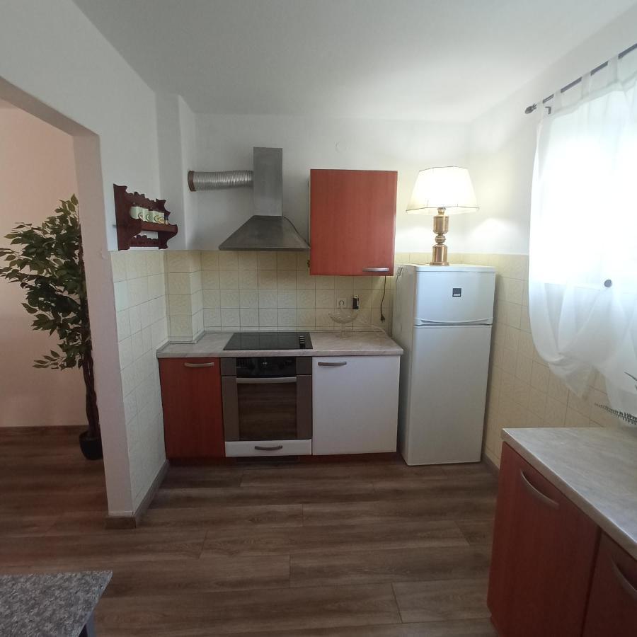 The Golden Well Apartment Rovinj Exterior photo